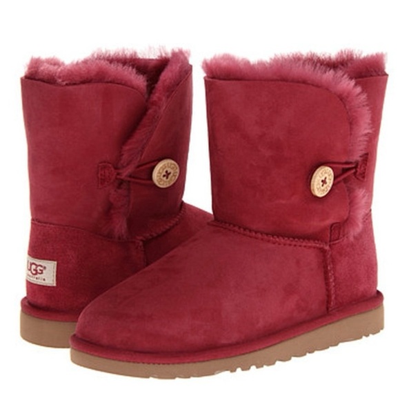 UGG Girls K Bailey Button | NEW in BOX!!!❤️❤️ - Picture 1 of 9